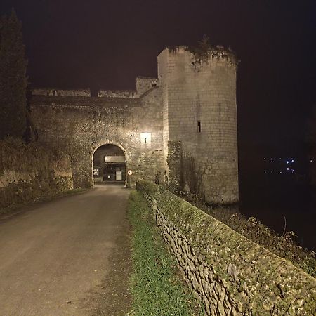 Loc126 Lägenhet Montreuil-Bellay Exteriör bild